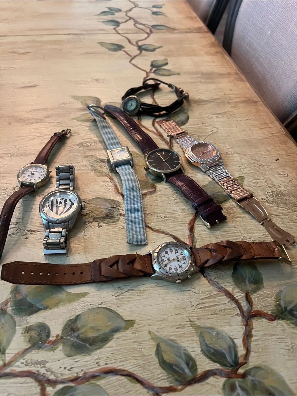 Random box of untested watches. 9 total.